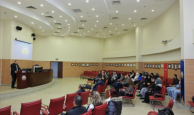 ATATÜRK'ÜN EDİRNE SEYAHATİ KONFERANSI GERÇEKLEŞTİ