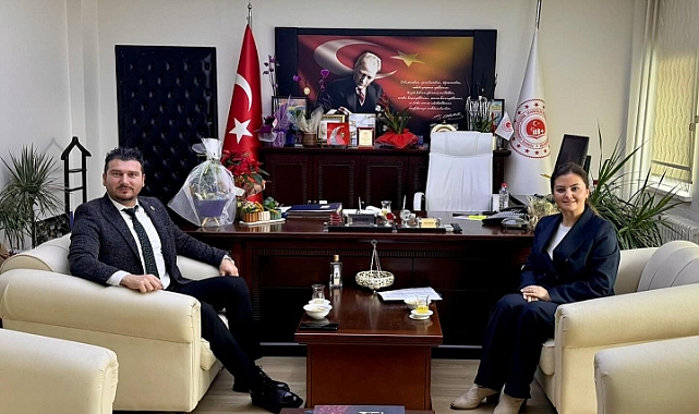 Babaeski Belediye Başkanı Dr. Fırat Yayla, Kırklareli Çevre ve Şehircilik İl Müdürlüğü’nü Ziyaret Etti