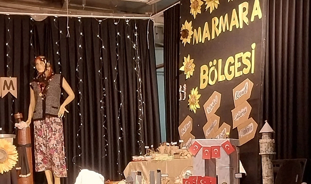 Babaeski Cumhuriyet İlkokulu'nda Marmara Bölgesi Tanıtım Etkinliği Düzenlendi