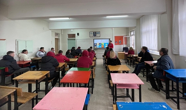 Babaeski’de Öğrencilere “Afetler ve Korunma Bilinci” Eğitimi Verildi