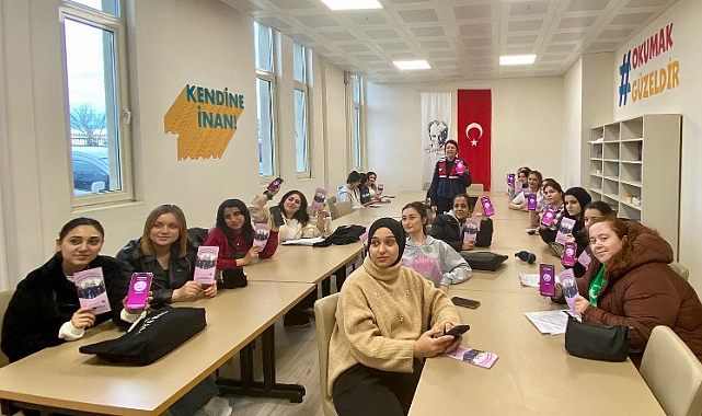 Babaeski KYK Kız Öğrenci Yurdu'nda KADES Tanıtımı Yapıldı