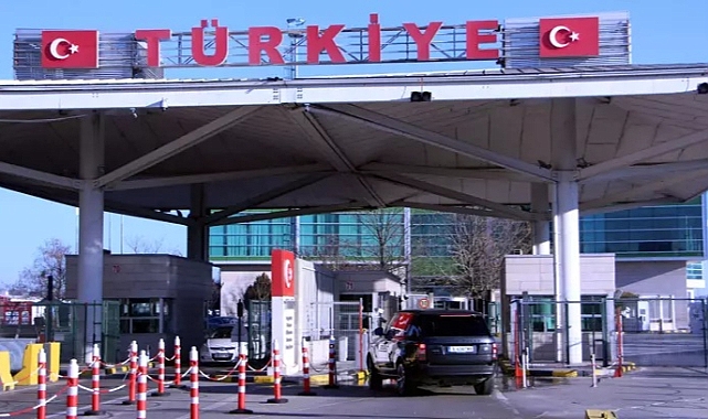 Bulgaristan'a açılan sınır kapılarında dezenfeksiyon sistemi devreye alındı