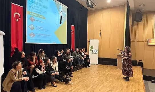 Edirne’de ‘Eğitimde Yenilik Buluşmaları: Öğretmenlerle Dönüşüm’ sempozyumu düzenlendi