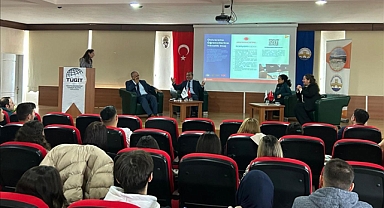 KEŞAN YUSUF ÇAPRAZ UYGULAMALI BİLİMLER YÜKSEKOKULUNDA MESLEKİ TANITIM TOPLANTISI GERÇEKLEŞTİRİLDİ