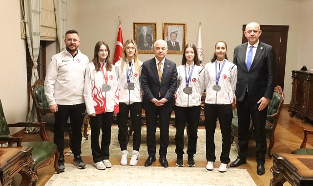 Kırklareli Valisi Balkan Şampiyonlarını Kutladı