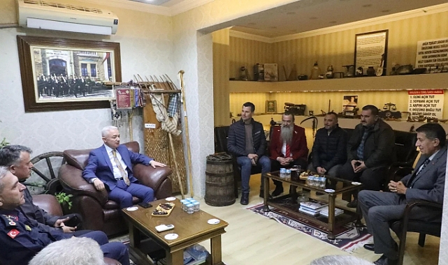 Kırklareli Valisi Uğur Turan'dan Esnaf ve Sanatkarlar Odası ile Ticaret Odası'na İade-i Ziyaret