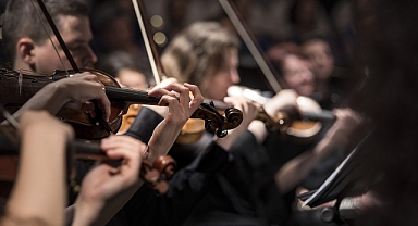 Müzik Dinlemenin Faydaları: Hem Ruhunuz Hem Bedeniniz İçin Bir Yolculuk