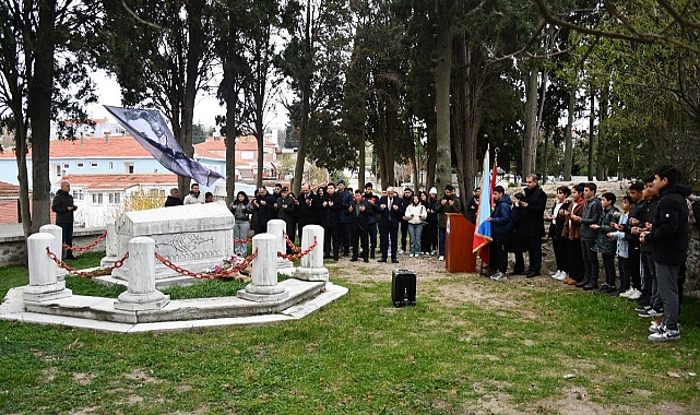 Namık Kemal Vefatının 136. Yılında Mezarı Başında Anıldı