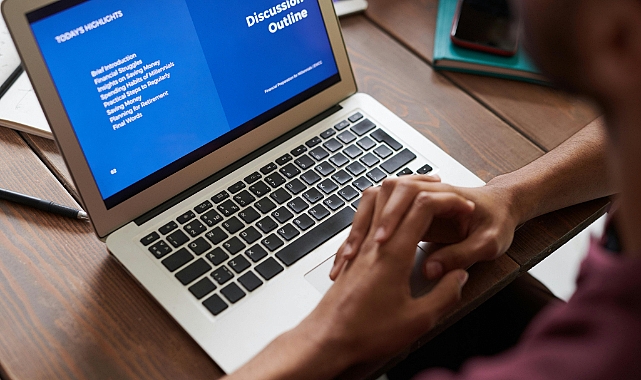Online Eğitim Fırsatları: Aralık Ayında Kaçırılmayacak Programlar