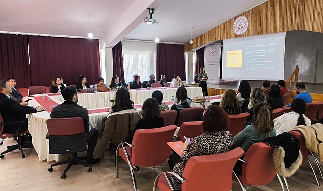 Otizm Spektrum Bozukluğu Olan Çocukların Ebeveynlerine ‘Stresle Baş Etme’ Eğitimi