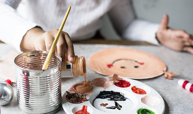 Resim Çizmek ve Sanat: El Becerinizi Geliştirmenin Yolları