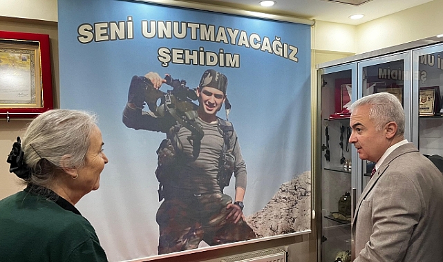 Vali Turan: 'Onlar Bize Kahramanlarımızın Emaneti'