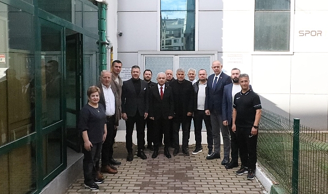 Vali Uğur Turan’dan Kırklarelispor’a Destek Ziyareti
