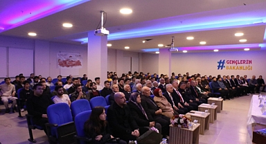 "Vatan ve Kahramanlık Buluşmaları" ile Gençler Kahramanlık Hikayeleriyle Tanıştı