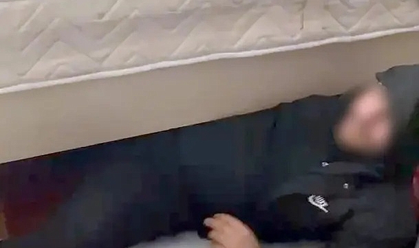 9 yıl hapisle aranan hükümlü bazanın altında yakalandı
