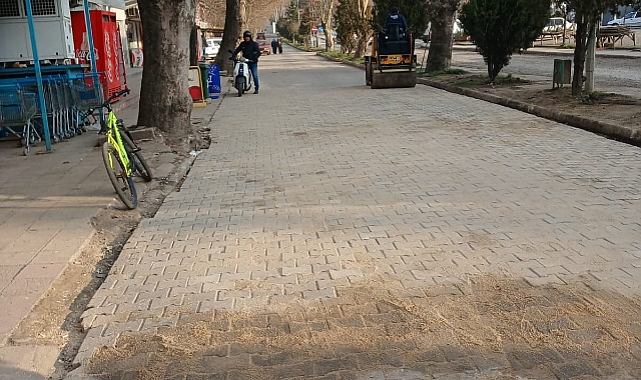 Alpullu Belediyesi, Yol Onarım Çalışmalarını Sürdürüyor