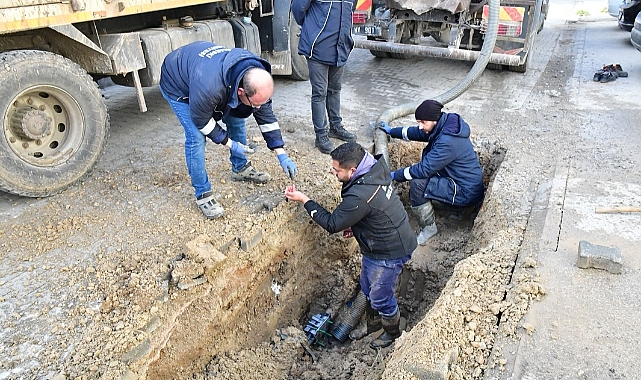 Babaeski Belediye Ekipleri Su Arızalarına Hızlı Müdahale Etti
