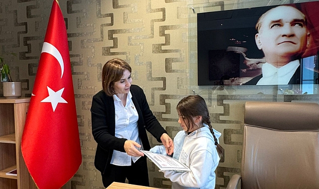 Babaeski Devlet Hastanesi’nde Anlamlı Bir Öneri: 9 Yaşındaki Beren’in Tavsiyesi Beğeni Topladı