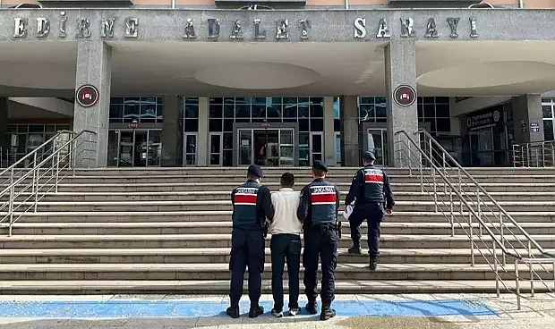 Edirne'de, 'kasten öldürme' şüphelisi sınırda yakalandı