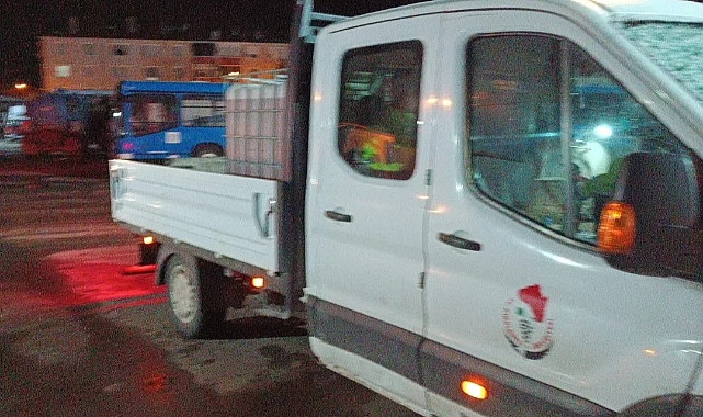 Kırklareli Belediyesi, Buzlanma Riskine Karşı Gece Boyunca Çalıştı