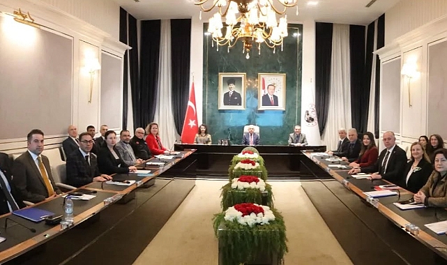 Kırklareli Valisi Uğur Turan, Aile ve Sosyal Hizmetler 2024 Çalışmalarını Değerlendirdi