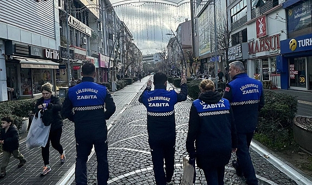 Lüleburgaz Belediyesi Zabıta Ekiplerinden Seyyar Satıcılara Karşı Sıkı Denetimler