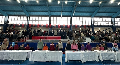 Vize Belediye Başkanı Ercan Özalp, "Vize'nin Şairleri 4" Etkinliğinde Öğrencilerle Buluştu