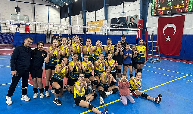 Vize Belediye Spor Voleybol Takımı Sezona Galibiyetle Başladı