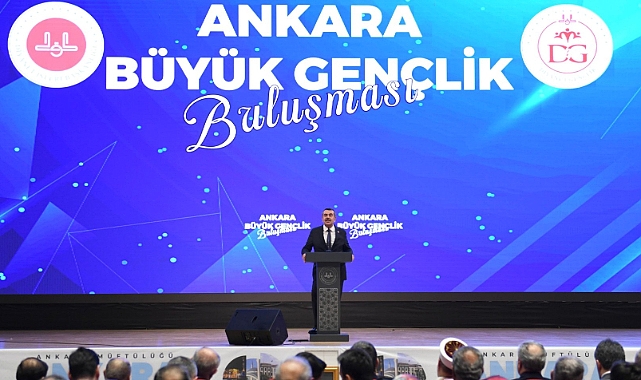 BAKAN TEKİN, "BÜYÜK GENÇLİK BULUŞMASI"NA KATILDI