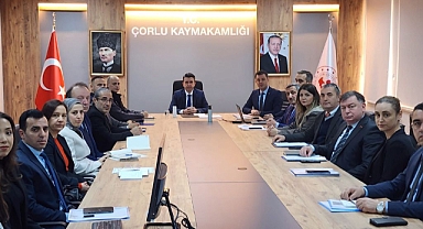 Başkan Sarıkurt, İlçe İdare Şube Başkanları Toplantısına Katıldı