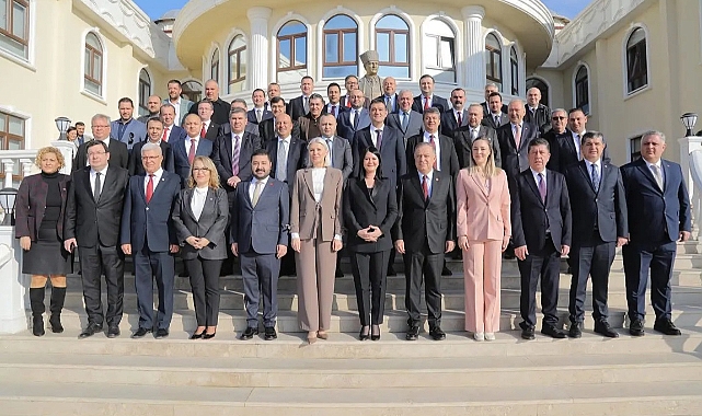 CHP’Lİ BELEDİYE BAŞKANLARI EDİRNE’DE BULUŞTU; ÇİFTÇİLERİN SESİ EDİRNE’DEN YÜKSELDİ