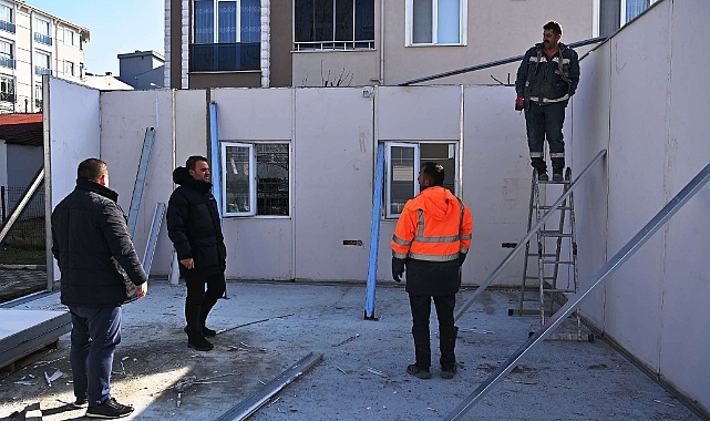 Çınarlı Mahalle Kreşinin Montajına Başlandı