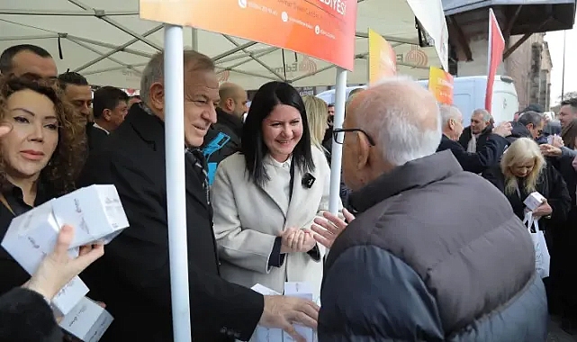 EDİRNE BELEDİYESİ’NDEN KANDİL SİMİDİ İKRAMI