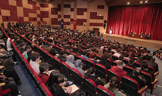 “İŞKUR GENÇLİK PROGRAMI” KAPSAMINDA İŞE ALINAN ÖĞRENCİLERE YÖNELİK BİLGİLENDİRME TOPLANTISI GERÇEKLEŞTİRİLDİ