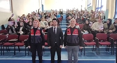 Jandarma'dan "Bağımlılıkla Mücadele" Semineri