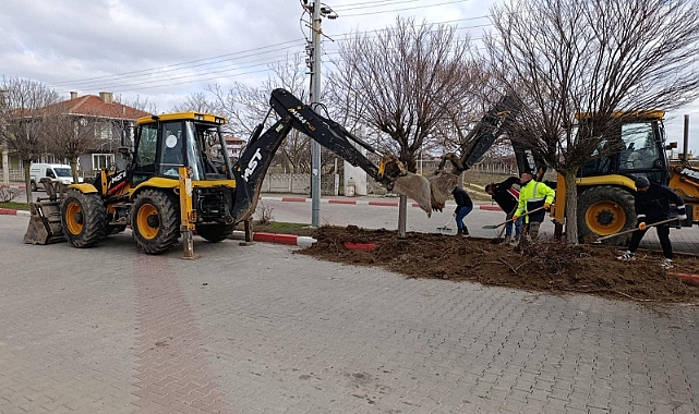 Kavaklı Belediyesi’nden Refüj Yenileme Çalışmaları Başladı