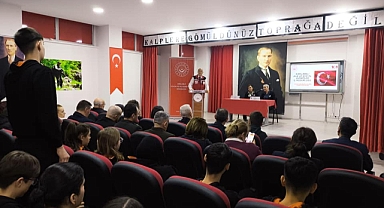 Şehit Göktan Özüpek Lisesi'nde "Vatan ve Kahramanlık Buluşması" Gerçekleşti