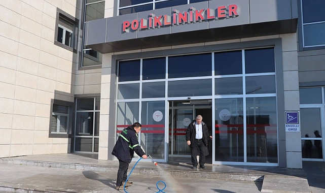 Vize Belediyesi Kar Yağışı Sonrası Yolları Güvenli Hale Getiriyor