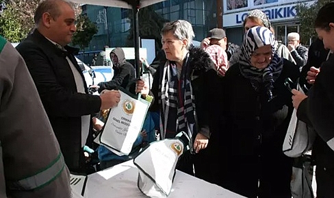 Edirne'de Orman Haftası'nda vatandaşlara 2 bin fidan dağıtıldı