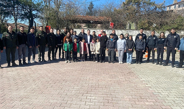 Kaymakam Neyfel Ören, Fidan Dikme Etkinliğine Katıldı