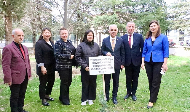 Vali Uğur Turan'dan TOBB Anadolu Lisesine Ziyaret
