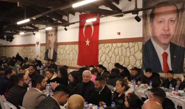 Vali Uğur Turan Roman Vatandaşlarla İftarda Buluştu