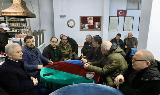Vali Uğur Turan Teravih Namazı Sonrası Vatandaşlarla Buluştu 