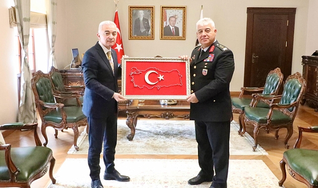 Vali Uğur Turan, Tümgeneral Ahmet Kavukcu’yu Ağırladı