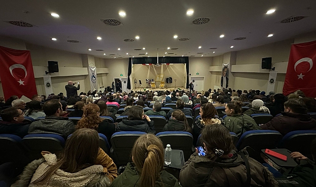 Vize’de “Parça Tesirli Pazarlar” Tiyatro Oyunu Büyük İlgi Gördü