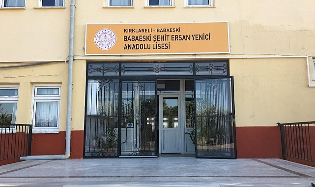 Babaeski Şehit Ersan Yenici Anadolu Lisesi'ne Mükemmellik Sertifikası