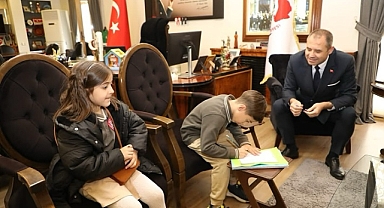 Başkan Bulut, Minik Melih’i Makamında Ağırladı