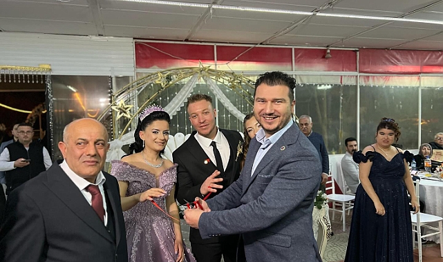 Başkan Fırat Yayla, Genç Çiftin Nişan Sevincine Ortak Oldu