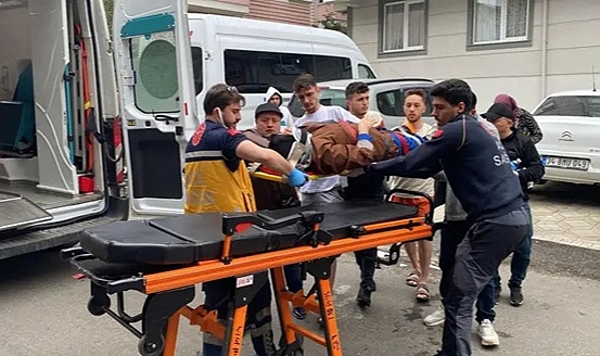 Ehliyetsiz sürücünün otomobille çarptığı yaya yaralandı
