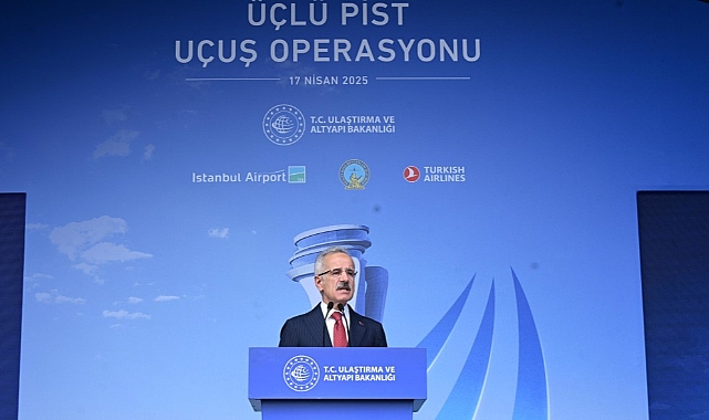 İSTANBUL HAVALİMANI’NDAN ÜÇ UÇAK AYNI ANDA HAVALANDI
